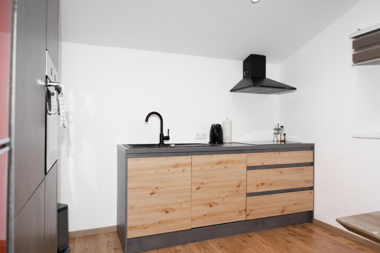 Apartment Clb *